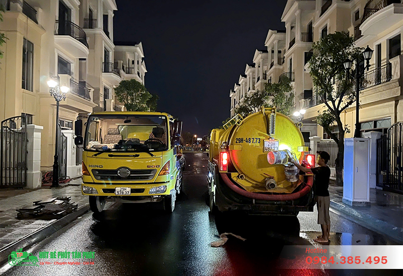 Hút bể phốt tại khu biệt thự cao cấp