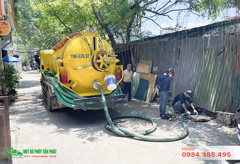 Quá trình hút bể phốt